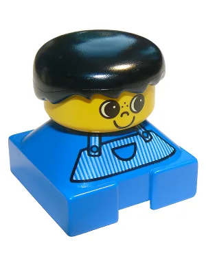 Duplo 2 x 2 x 2 Figurenstein, blauer Sockel, gestreifte Latzhose, schwarze Haare, große Augen, Sommersprossen auf der Nase (75413)