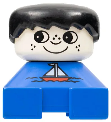 Duplo 2x2x2 Figurenstein, blauer Sockel mit Segelbootmuster, weißer Kopf mit Sommersprossen, schwarzes Männerhaar