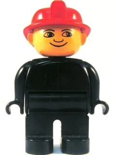 Duplo-Figur, männlicher Feuerwehrmann, schwarze Beine, schwarzes Oberteil (ohne Knöpfe), roter Feuerwehrhelm, kein Weißmuster in den Augen