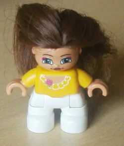 Figurine Duplo Lego Ville, Petite fille, jambes blanches, haut orange, cheveux bruns (Princesse)