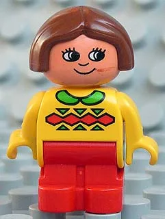 Duplo-figuurtje, kindtype 1 meisje, rode benen, geel topje met groene kraag, bruin haar