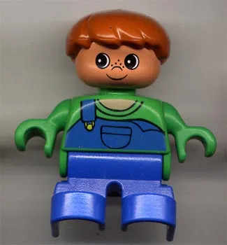 Duplo-Figur, Junge Typ 2, blaue Beine, grünes Oberteil mit blauer Latzhose mit einem Riemen