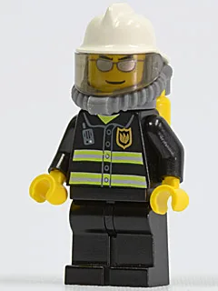 Feuerwehr – Reflektierende Streifen, schwarze Beinschienen, weißer Feuerwehrhelm, silberne Sonnenbrille, Atemschutzmaske mit Druckluftflaschen