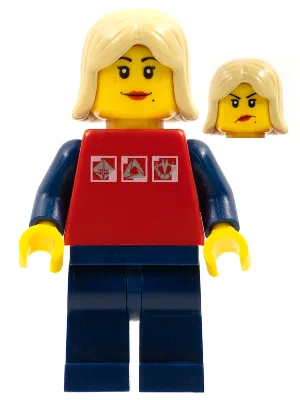 Rotes Hemd mit 3 silbernen Logos, dunkelblaue Ärmel, dunkelblaue Beine, hellbraunes weibliches Haar