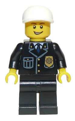 Politieagent - Stadsuniform met blauwe stropdas en badge, zwarte broek, witte pet met korte klep, brede glimlach