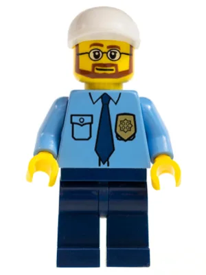 Politiehemd - Stadshemd met donkerblauwe stropdas en gouden badge, donkerblauwe broekspijpen, witte pet met korte klep