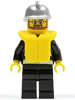 Tenue de pompier : bandes réfléchissantes, jambes noires, casque argenté, barbe, lunettes et gilet de sauvetage.