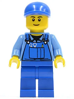 Blaue Latzhose mit Werkzeugtasche, blaue Schirmmütze mit kurzem Schirm, schmales Grinsen