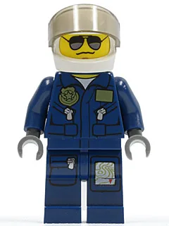 Forstpolizei – Hubschrauberpilot, dunkelblauer Fluganzug mit Abzeichen, Helm, schwarz-silberne Sonnenbrille, keine Augenbrauen