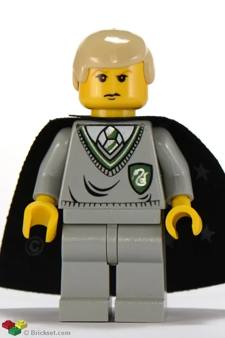 Draco Malfoy - Zwadderich torso, zwarte cape met sterren