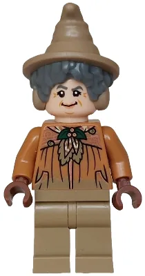Professor Pomona Sprout – Schmutziger Umhang, dunkelgrüne Stechpalmenbrosche, dunkelbraune Beine