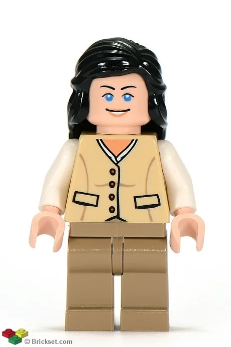 Marion Ravenwood - Tan Vest, Dark Tan Legs