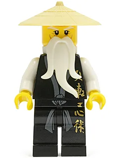 Wu Sensei – Schwarzer Kimono mit goldenen Symbolen, dunkelblaugrauer Gürtel, hellbrauner asiatischer Hut, weißer Bart