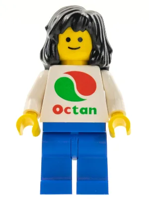 Octan – Weißes Logo, blaue Beine, schwarzes, mittellanges weibliches Haar