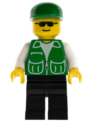 Veste verte à 2 grandes poches - Jambes noires, casquette verte