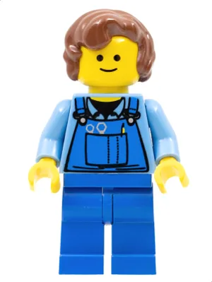 Latzhose mit Werkzeugtasche, blau, rötlich-braunes Haar, weiblich, kurze, lockige Spitzen