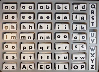 Buchstabensteine für Wandtafeln