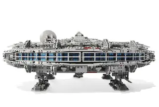 Ultimate Collector's Millennium Falcon
