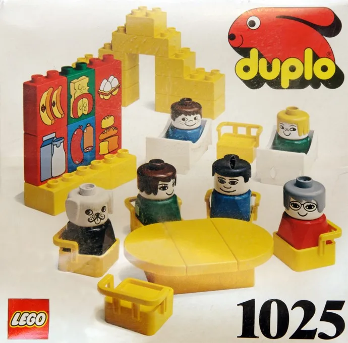 Figurines et meubles