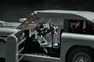 Aston Martin DB5 de James Bond