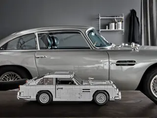 Aston Martin DB5 de James Bond