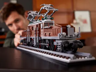 Locomotive Crocodile