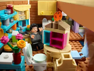 Die Friends Apartments