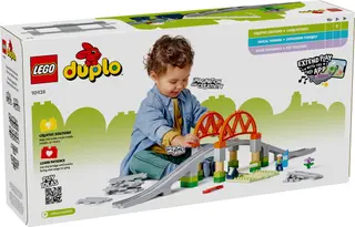 Eisenbahnbrücke und Gleise
