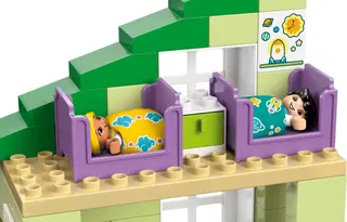 Maison familiale moderne 3 en 1 avec figurines