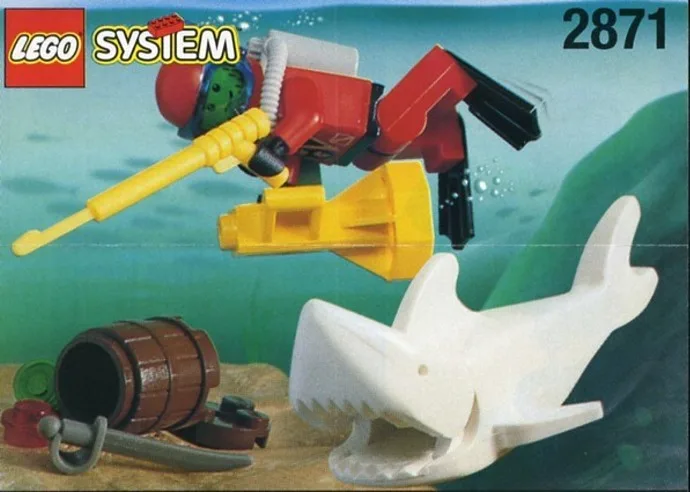 Plongeur et requin