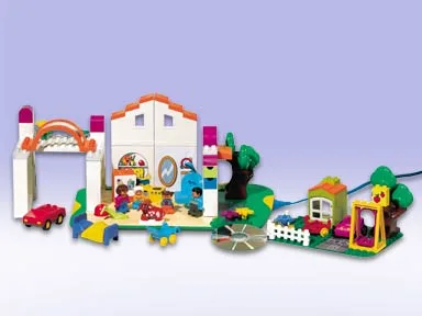 {House with CD-ROM}