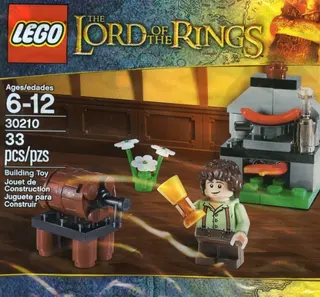 Frodo with cooking corner