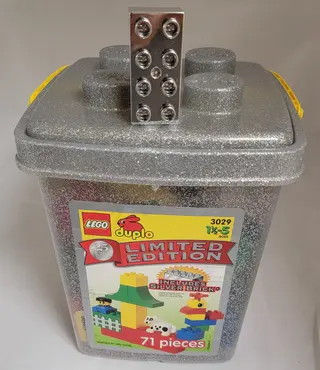 Limitierte Auflage: Silberner Duplo-Eimer