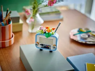 Platenspeler met bloemen