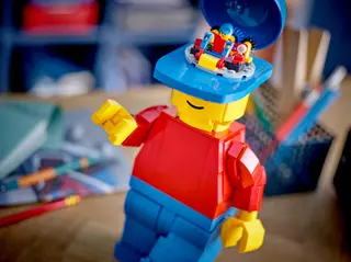 Vergrößerte LEGO-Minifigur