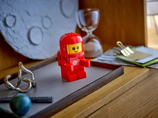 Bébé astronaute agrandi