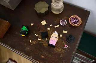 Elphaba & Glinda Figures