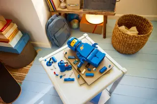 Vergrößerte blaue Astronauten-Minifigur