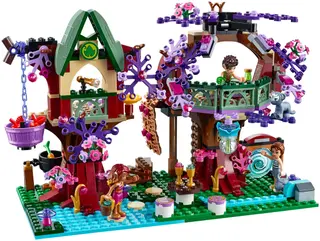 The Elves' Treetop Hideaway