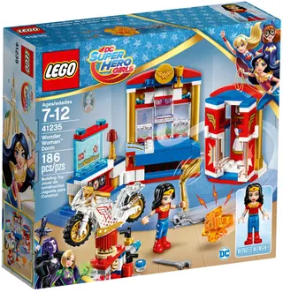 Wonder Woman Dorm Room