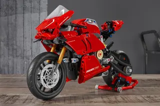 Ducati Panigale V4 R