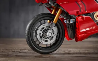 Ducati Panigale V4 R