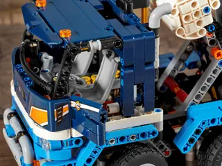 Camion malaxeur à béton