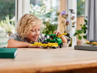 John Deere 9700 Feldhäcksler