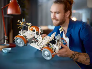 NASA Apollo maanzwervend voertuig - LRV