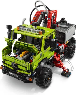 Mercedes-Benz Unimog U 5023 avec grue