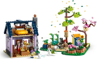 Maison des apiculteurs et jardin fleuri