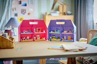 Creatieve poppenhuiskoffer