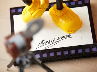 Mickey Mouse and Minnie Mouse Buildable Characters 