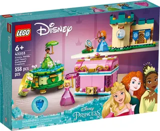 Les créations enchantées d'Aurore, Mérida et Tiana